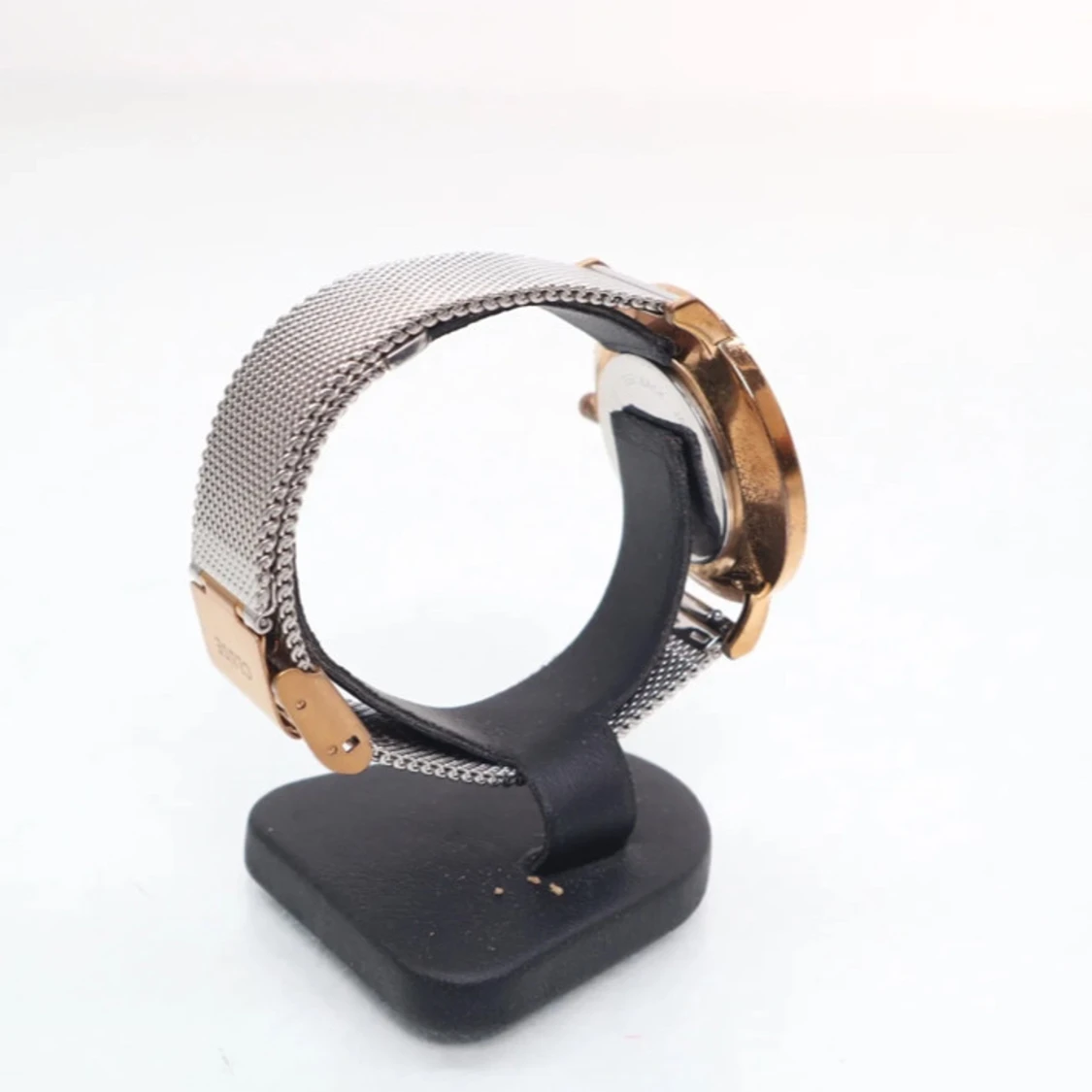 CLUSE silverfärgad meshklocka - 1