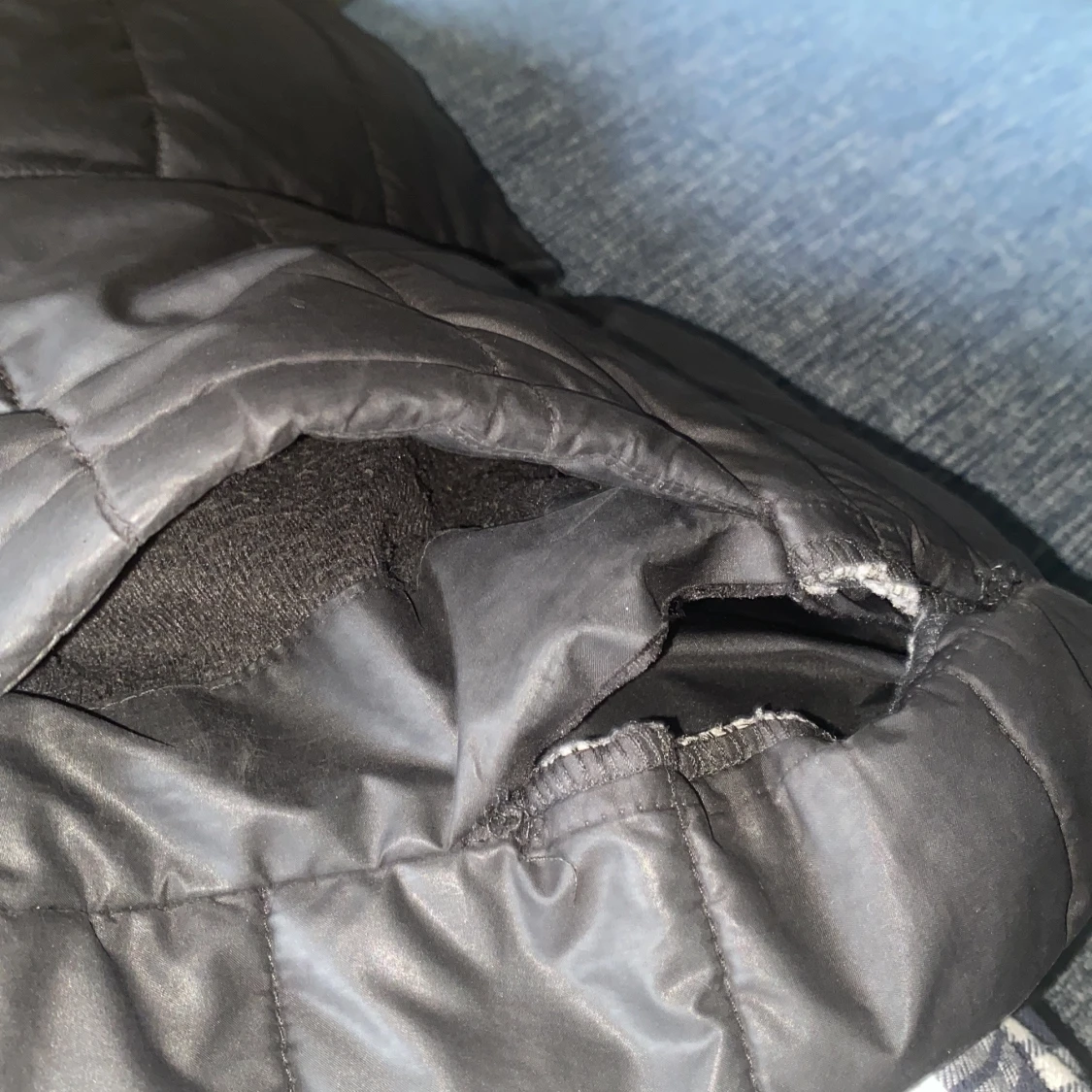 Svart quiltad pufferjacka The North Face - 3