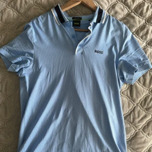 Boss Pike - Bara att fråga vid någon fundering, Säljer billigt då jag rensar mina kläder!