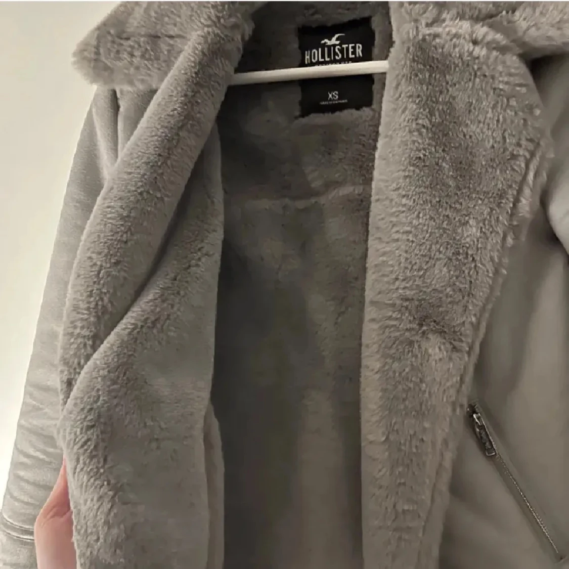 Grå jacka från Hollister - 4