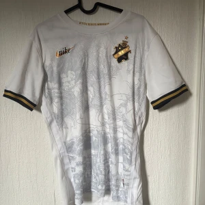 AIK tröja - Säljer då den ej passar 