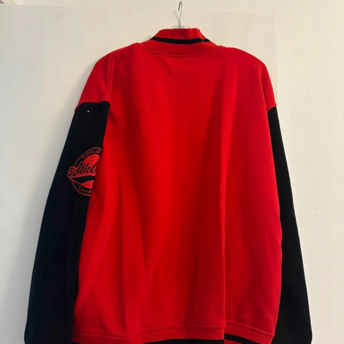 Röd och svart bomberjacka från FSBN - 1