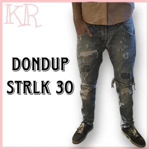 Sjuka Dondup Jeans - Strlk 30 sitter kort i längden, slim fit👏