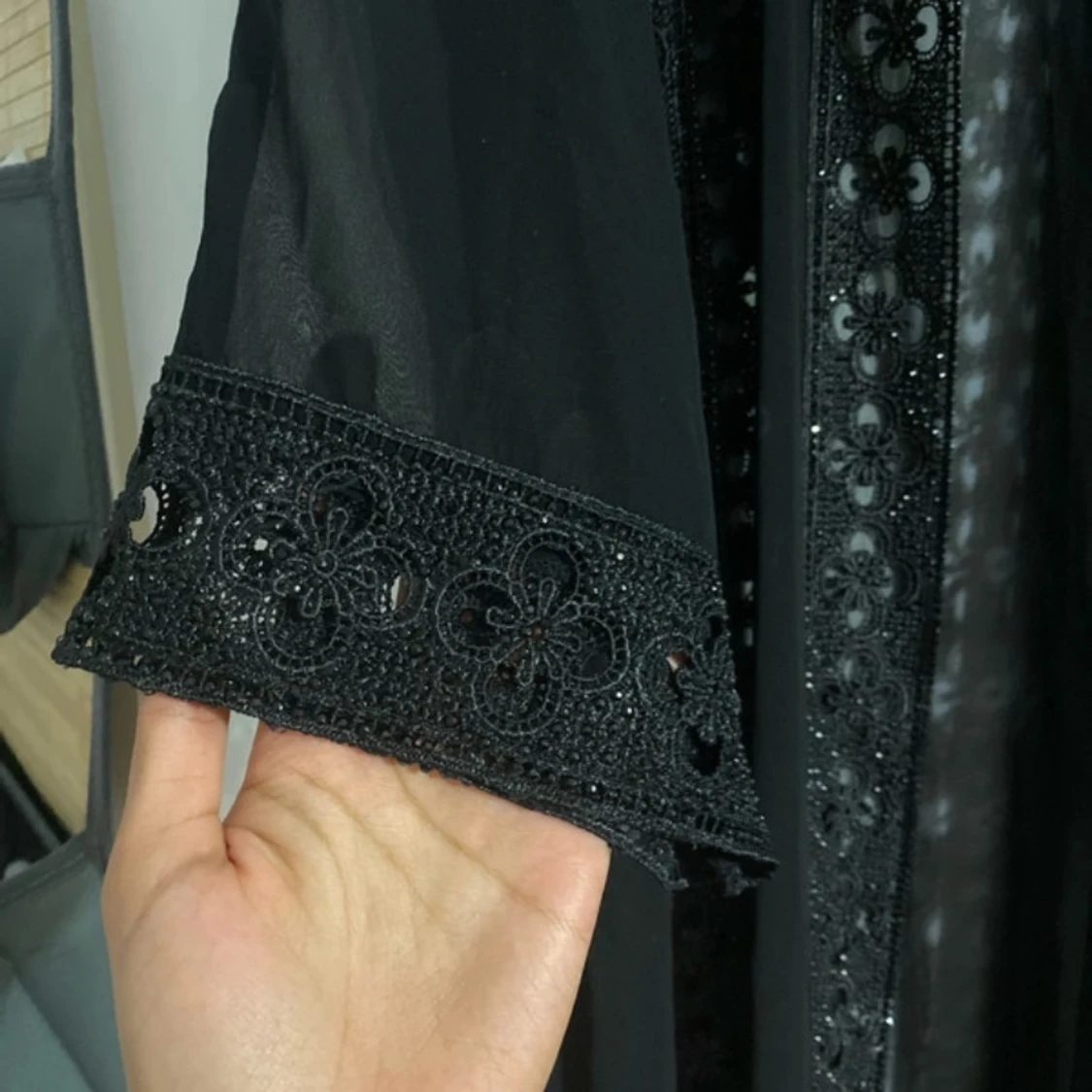 Diamond detailed abaya - 1