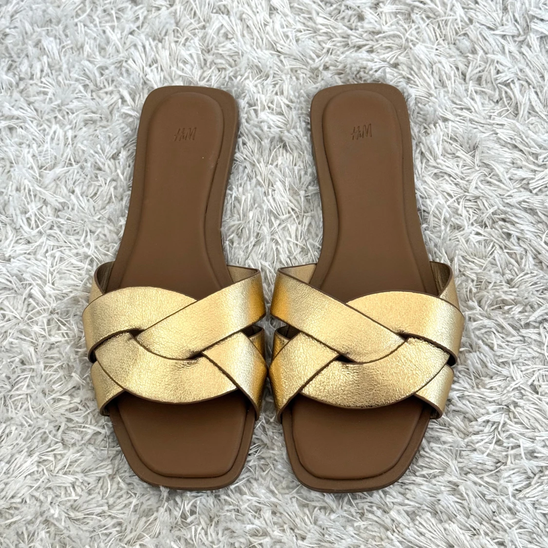 Guldiga sandaler från H&M 38 - 2