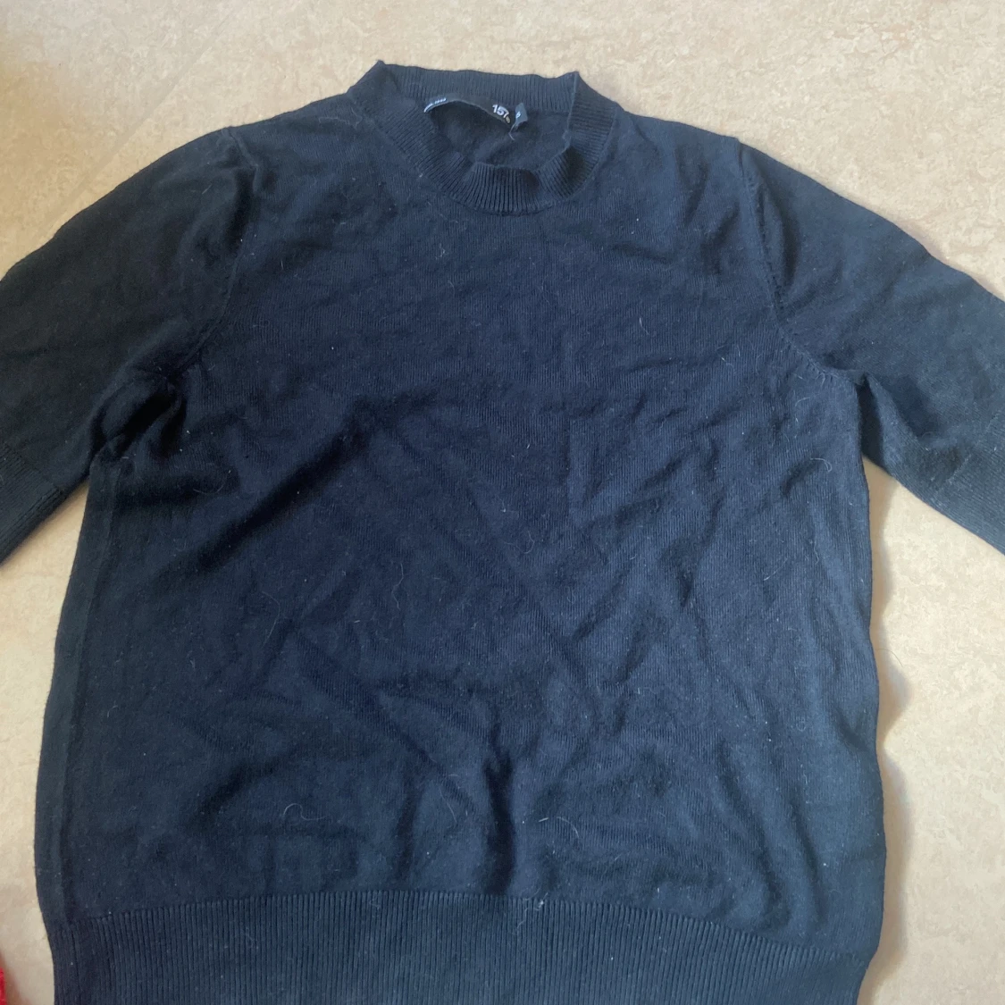 Svart tröja från 157
