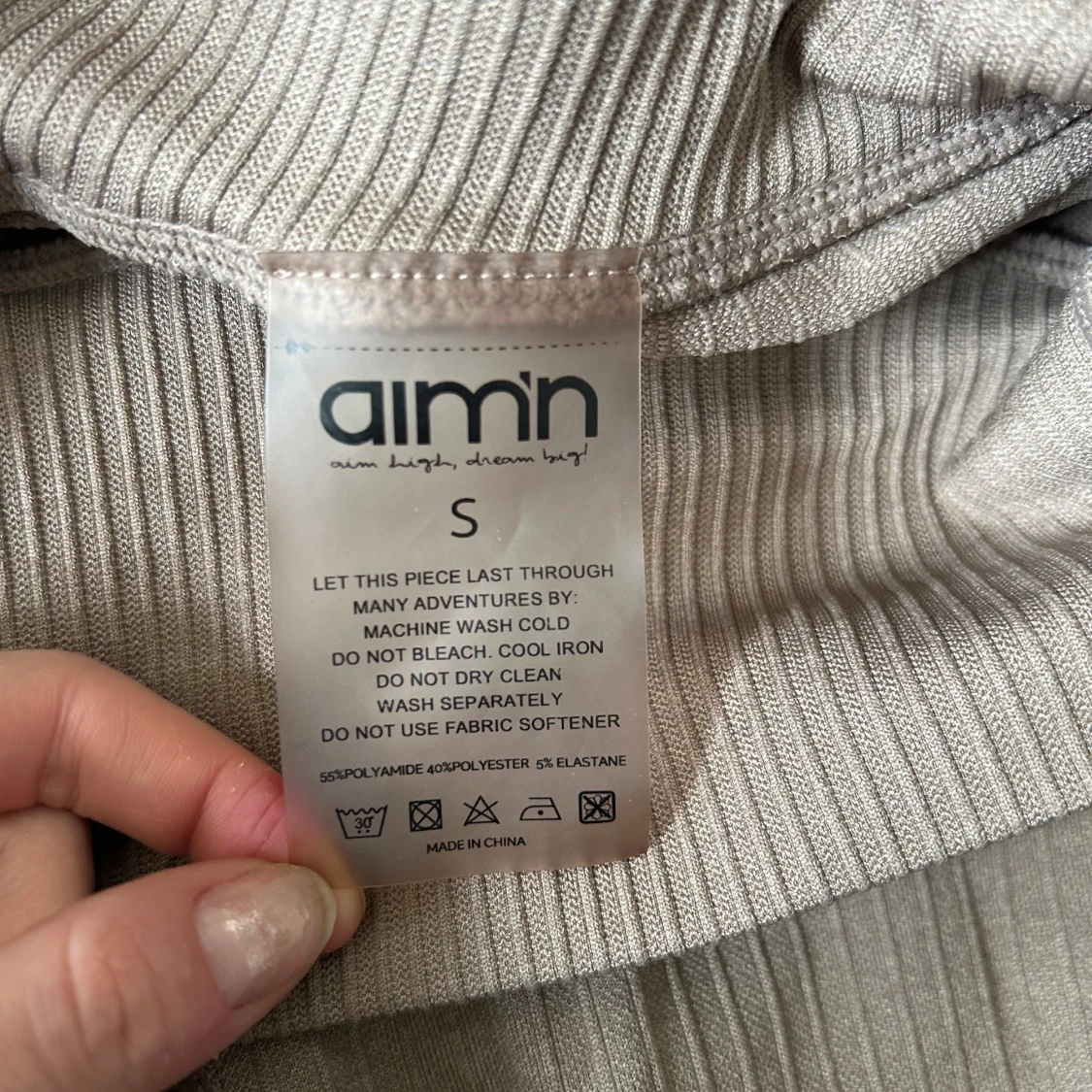 Beige ribbade leggings från Aim'n - 4