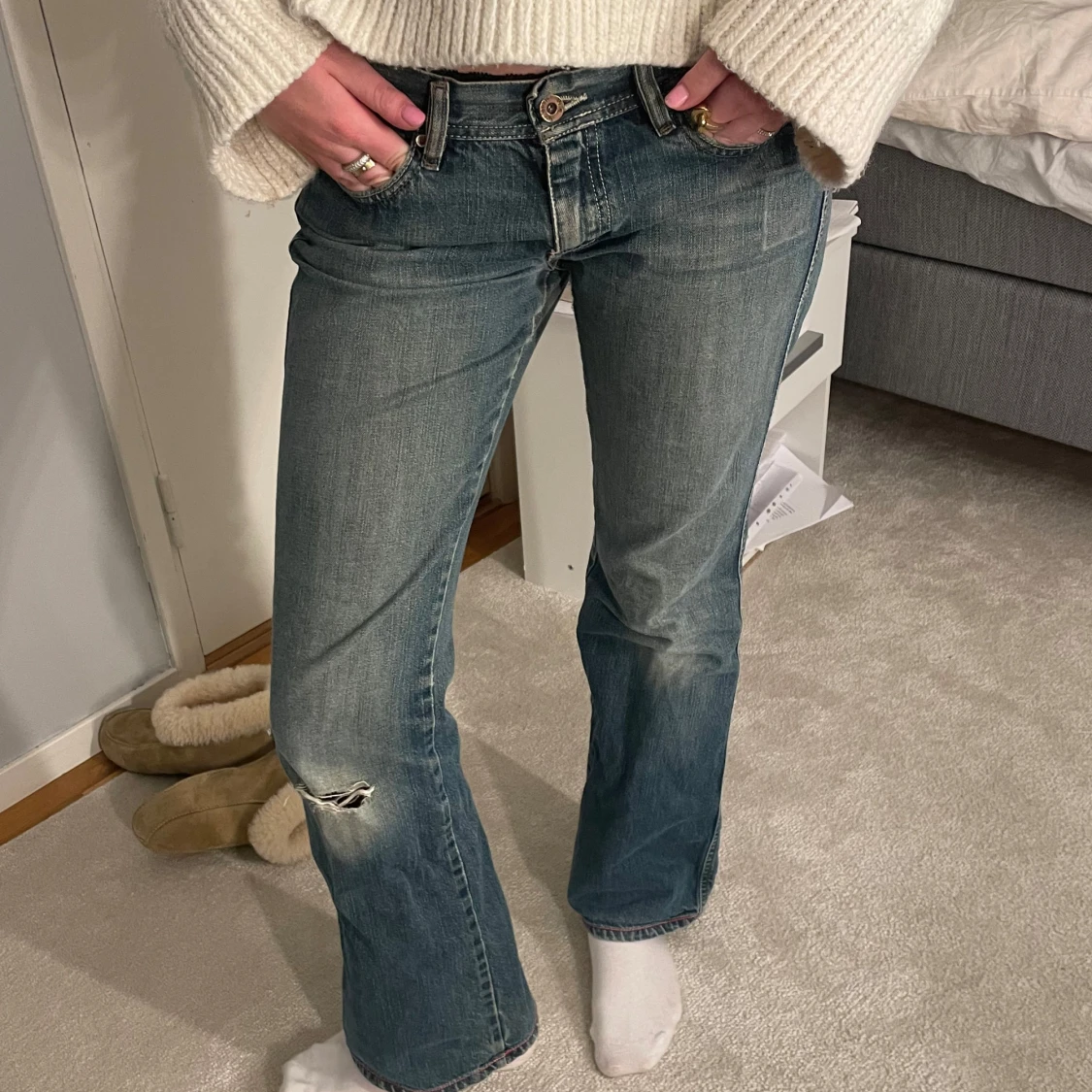 Blå jeans med bootcut - 1