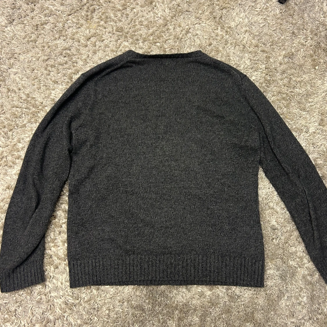 Grå stickad tröja från Polo Ralph Lauren - 1