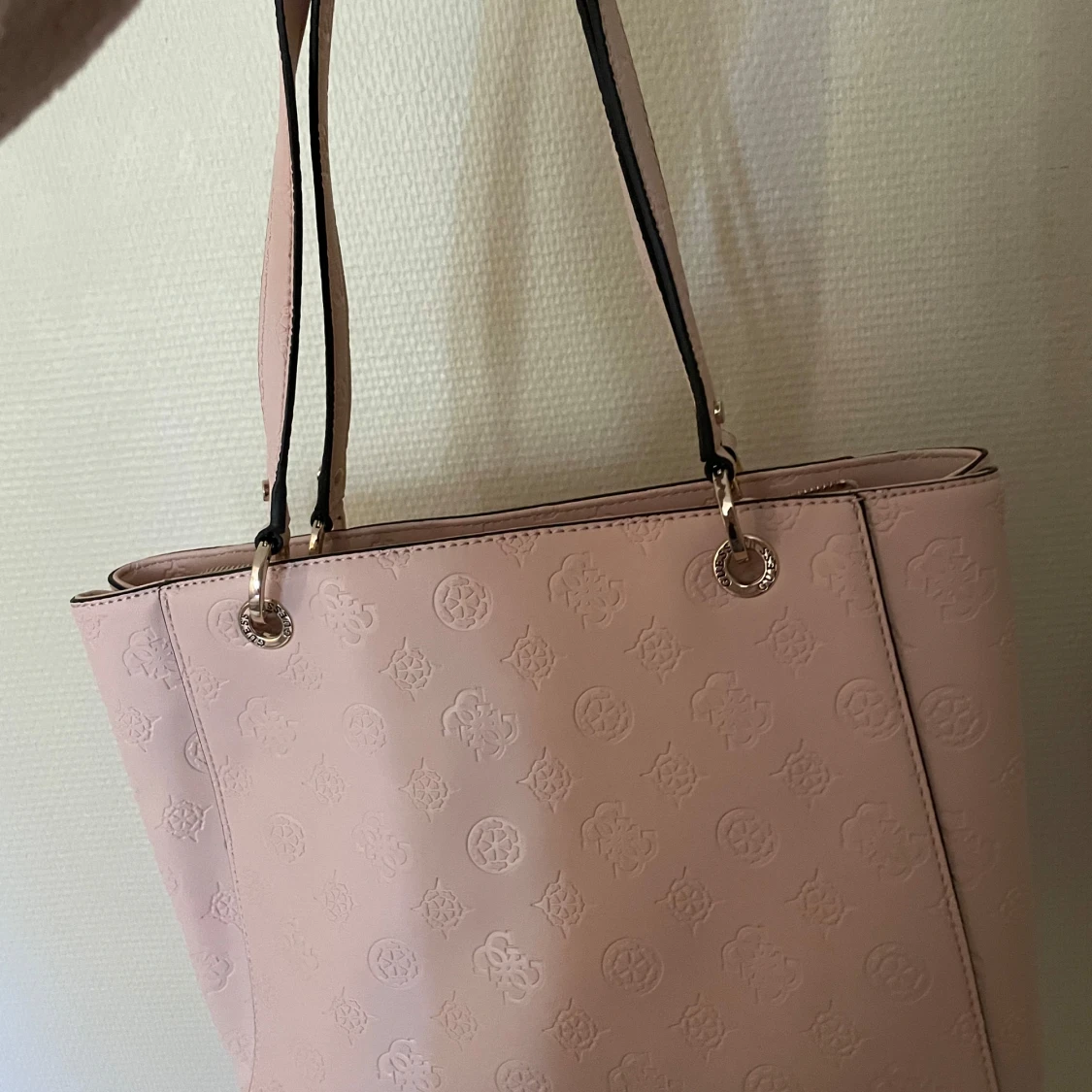 Ny Guess rosa väska  - 1