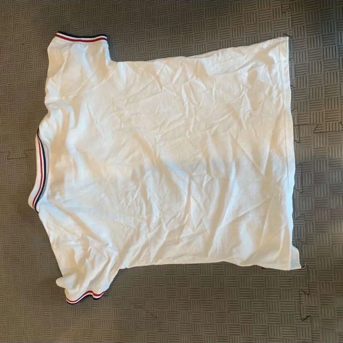 Vit pikétröja från Moncler - 1