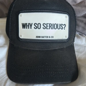 John hatter keps - John hatter keps. Skick 8.5/10 sparsamt använd