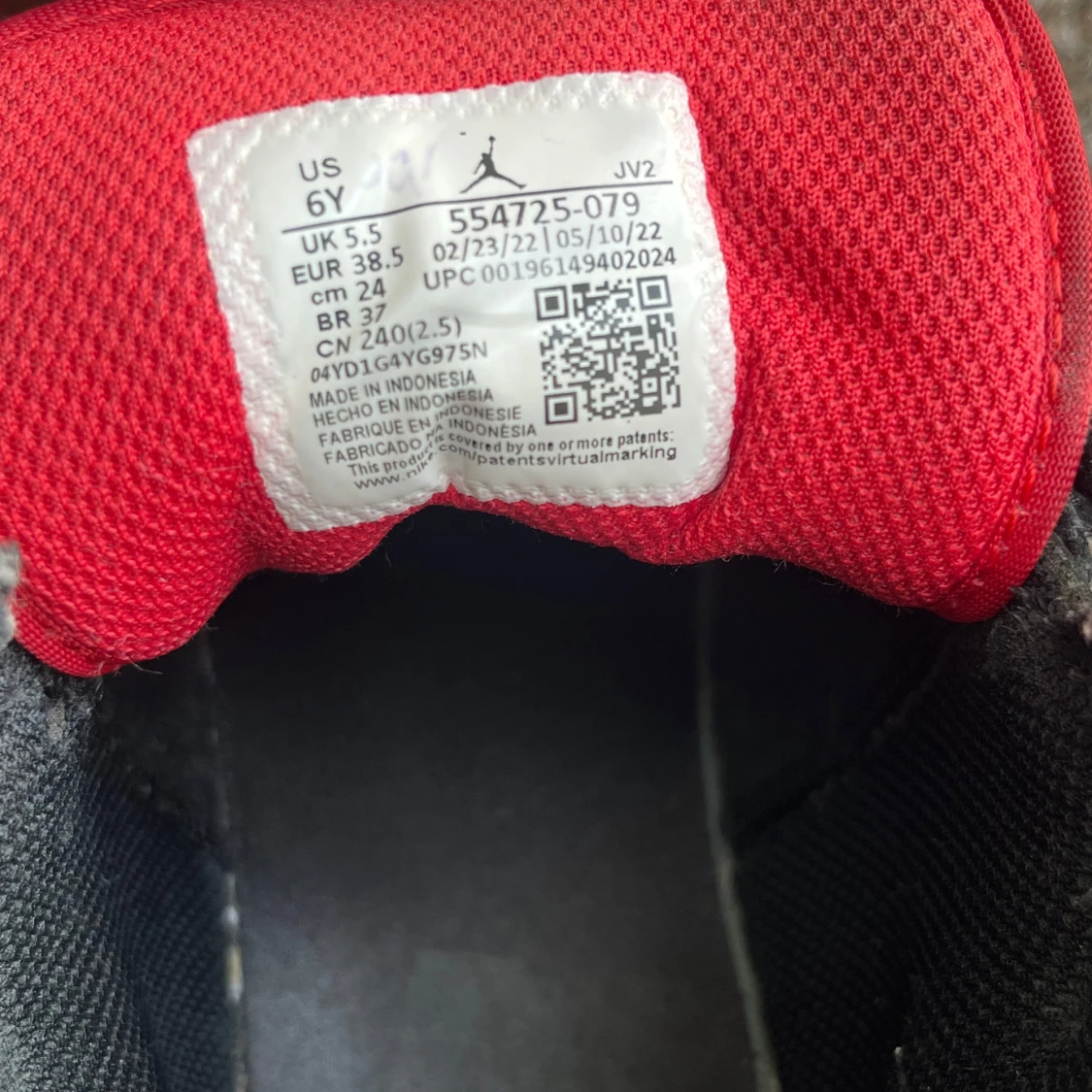 Nike Air Jordan 1 svart/röd/vit - 4