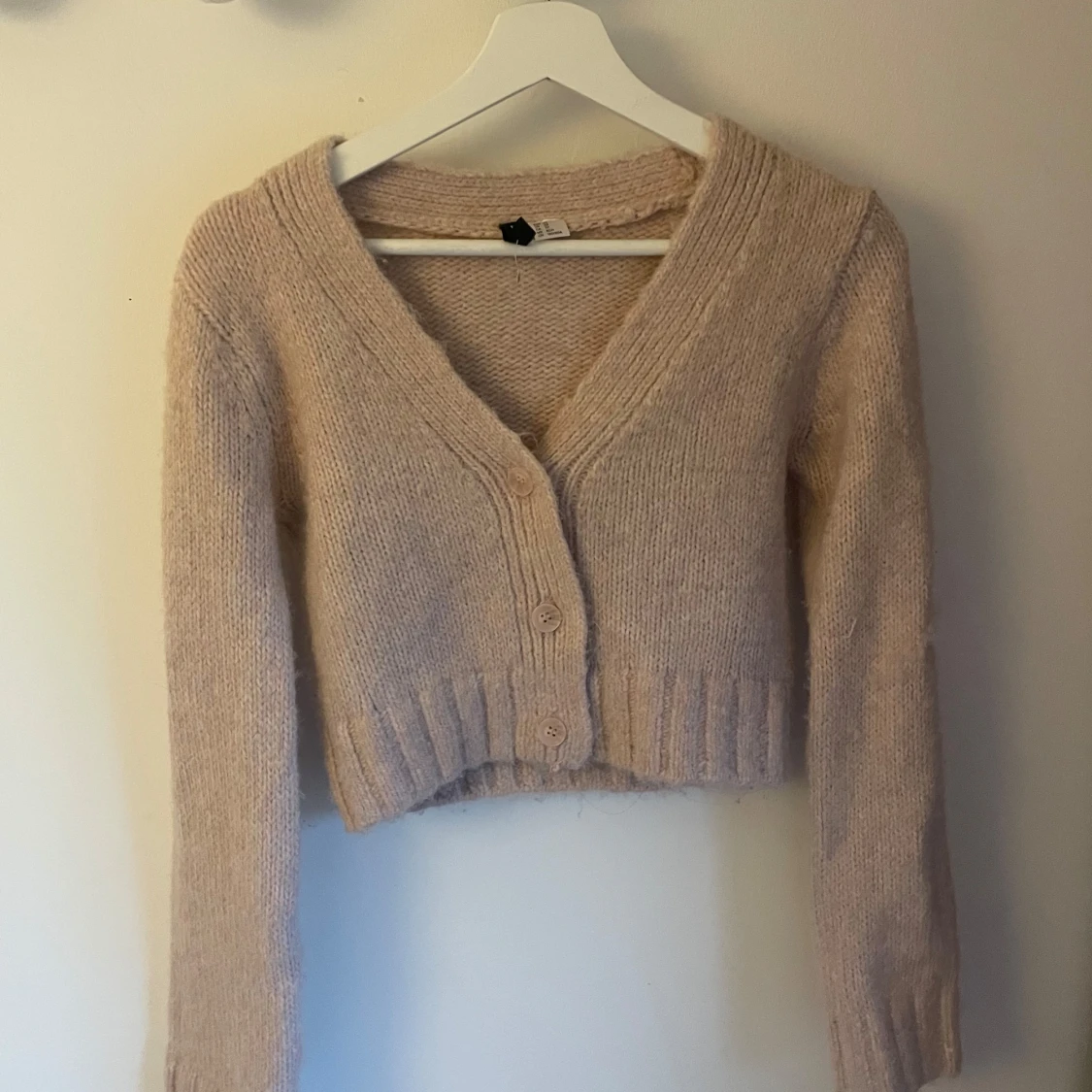 Smutsrosa stickad kofta från H&M Divided