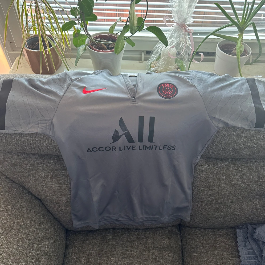 Grå PSG långärmad fotbollströja Nike
