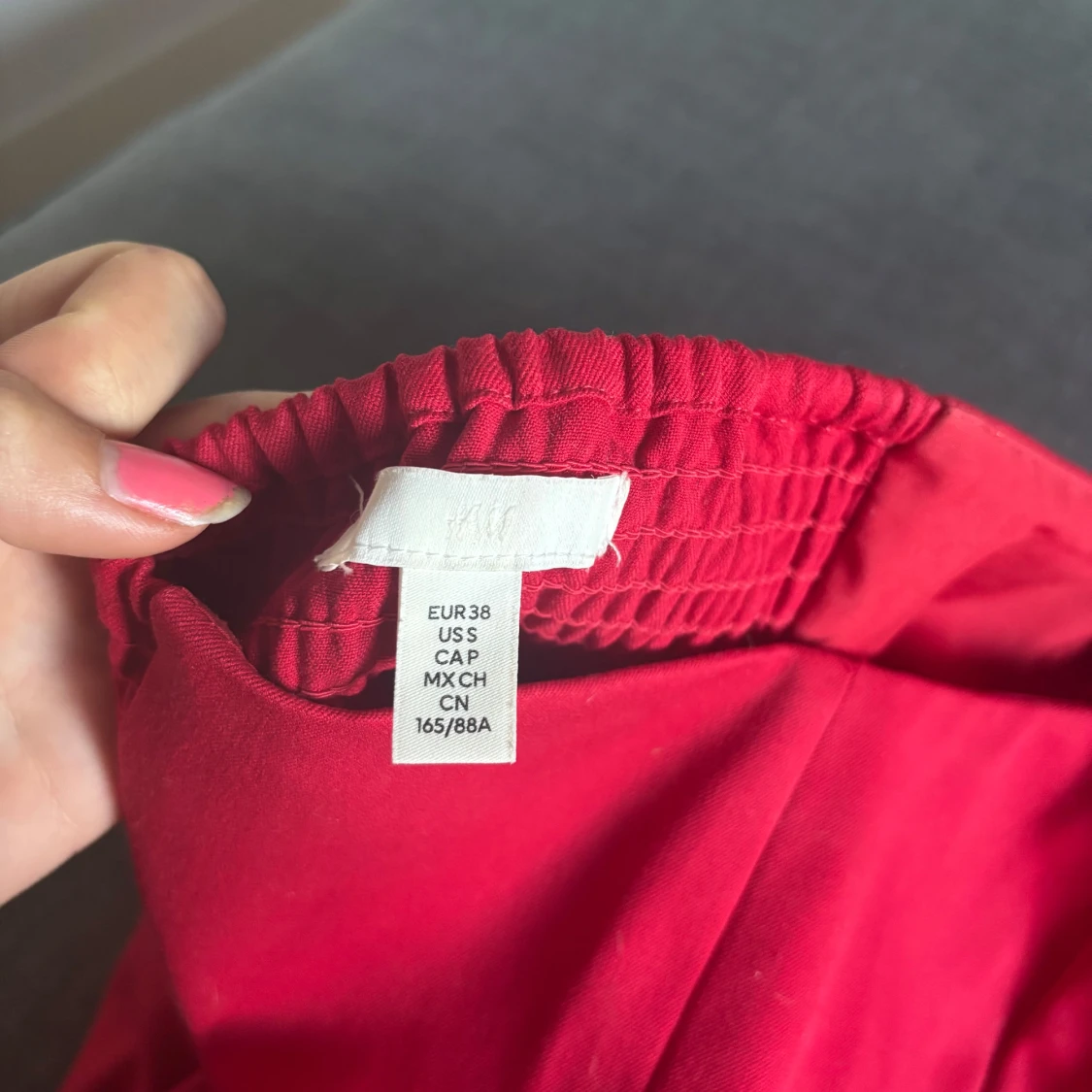 Röd tub/pepblum topp från hm - 2