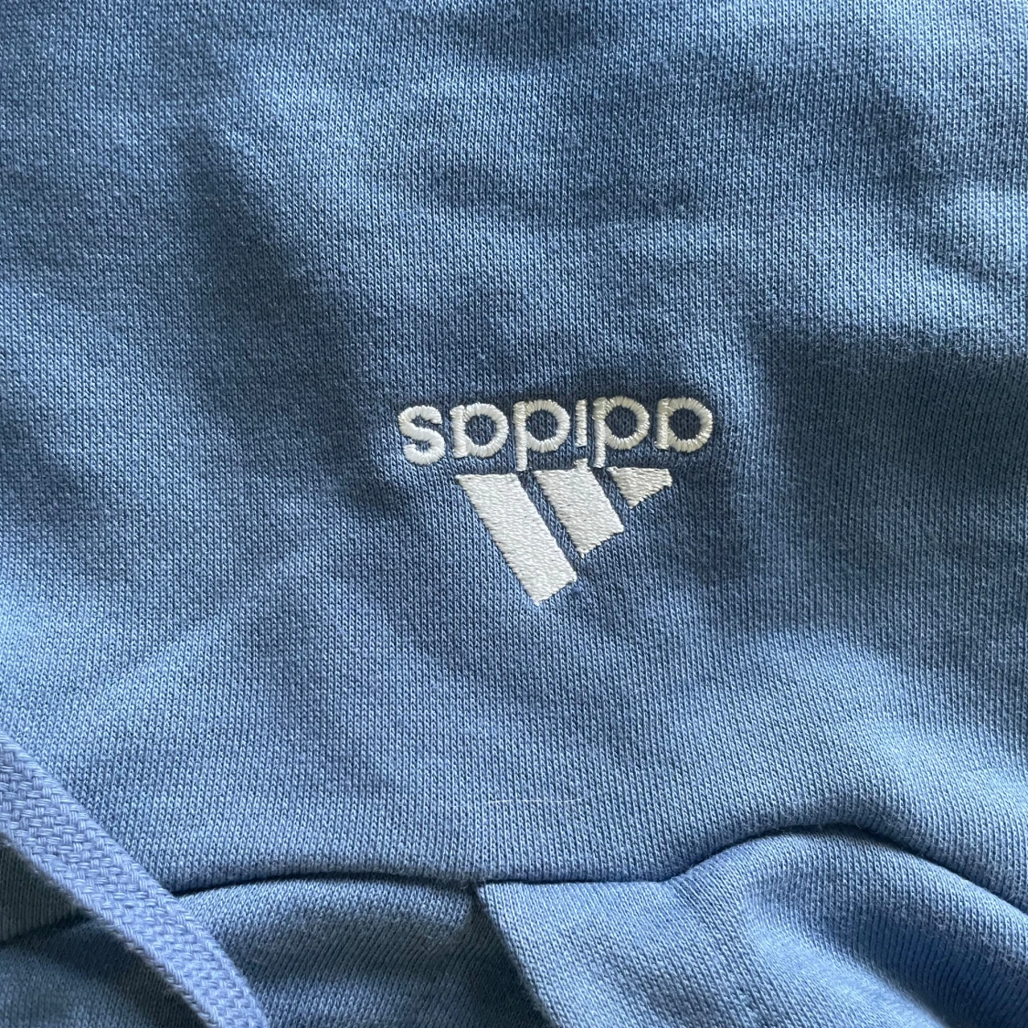 Blå adidas hoodie  - 2