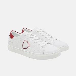 19V69 Italia skor strl 44 - vita sneakers med röda detaljer på häl och logga på sidan. Oanvända, strl 44 köpta för 1700 pris: 1000