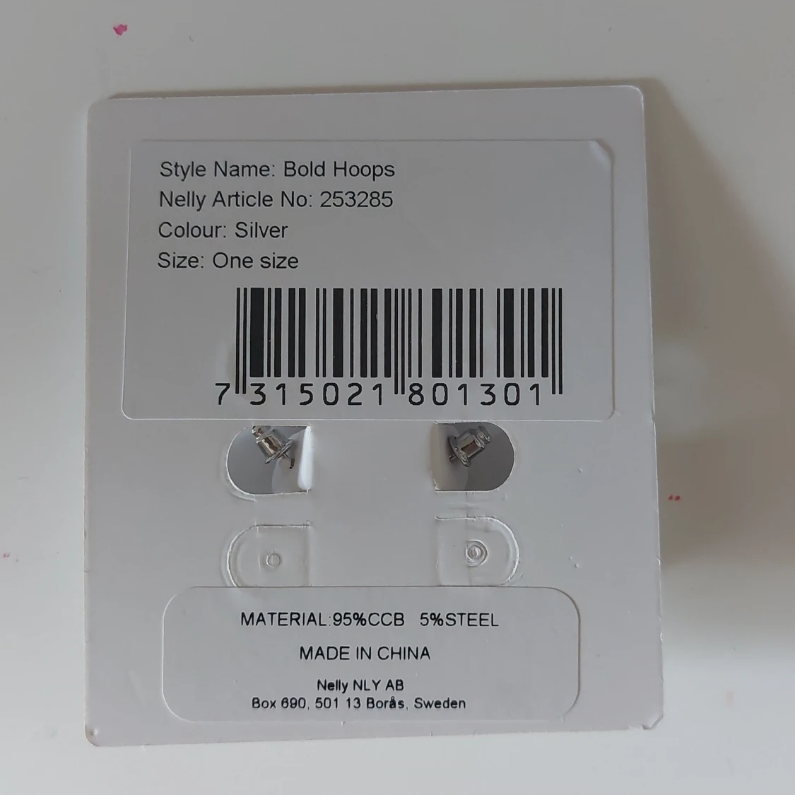 Silverfärgade örhängen från NLY Accessories - 1