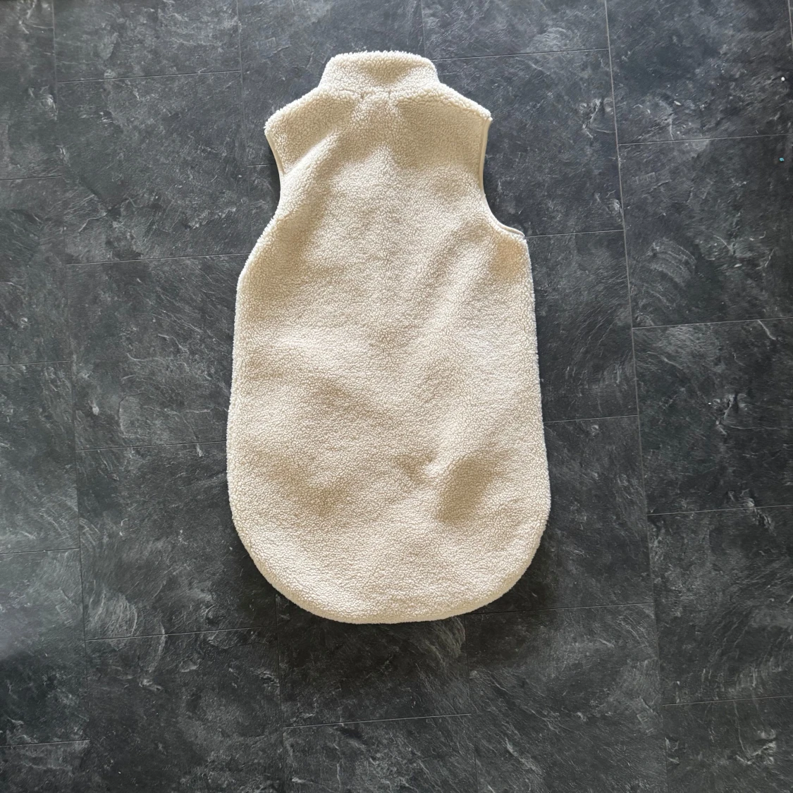 Beige fleeceväst från Lindex i XS - 2