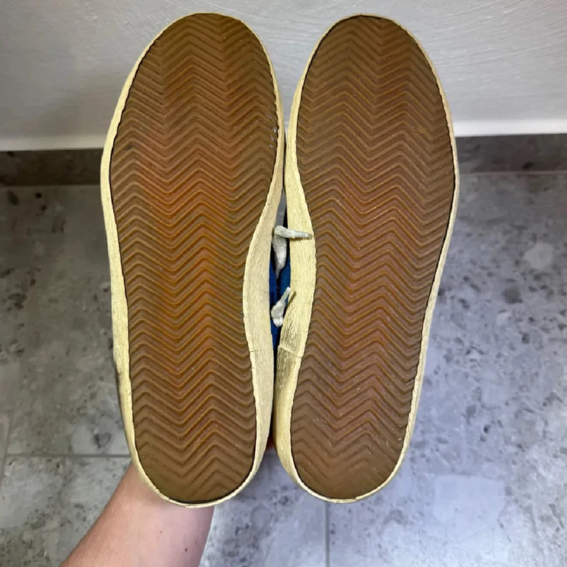 Blå sneakers från Golden Goose - 1