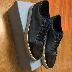 Lanvins  - Lanvins i strl 10 då 44,5 välgit fräscha skriv dm för mer info🤗