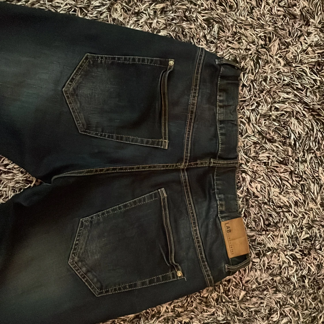 Mörkblå jeansbyxor från LAB Industries - 2