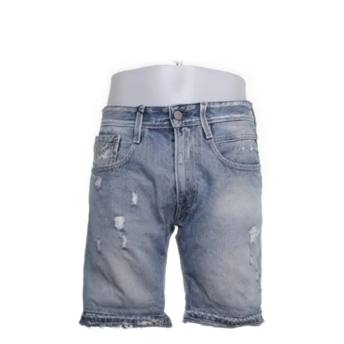 Ljusblå jeansshorts från Replay