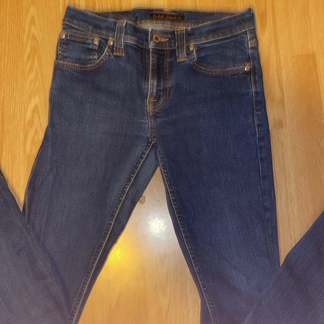 Blå jeansbyxor från Nudie Jeans