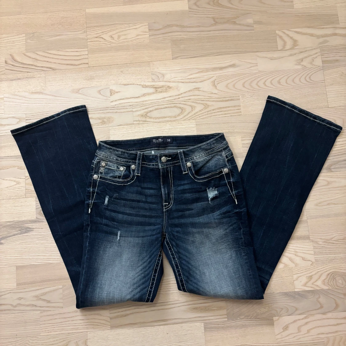 Snygga jeans från Miss Me💙 - 1