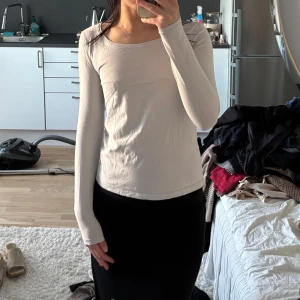 Vit långärmad tröja - Fint skick
