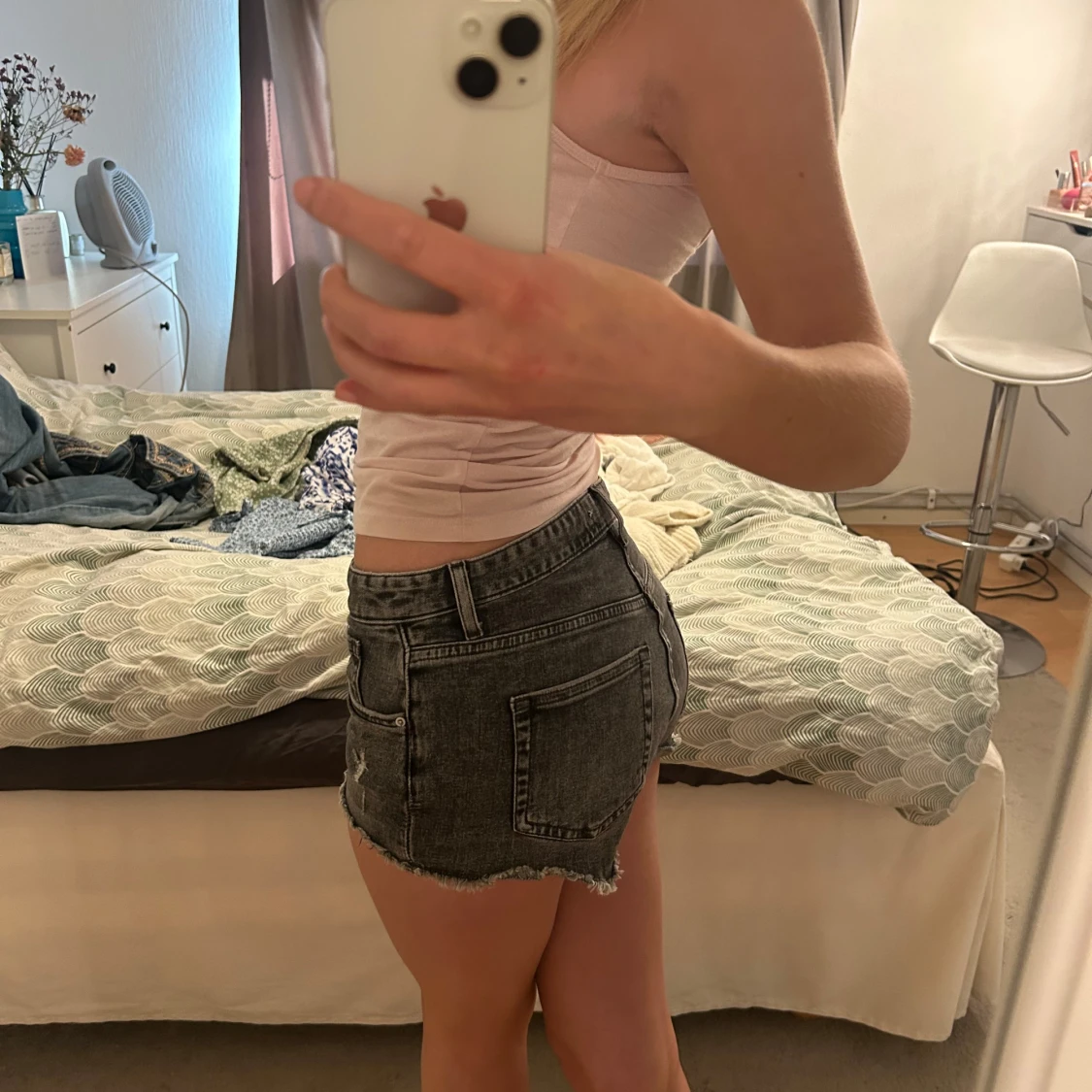 Snygga lågmidjade shorts - 1