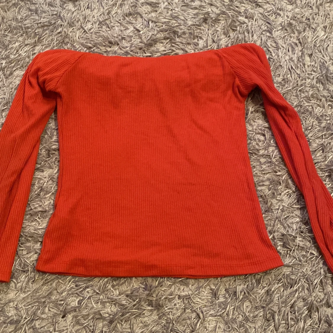 Röd offshoulder topp - 1