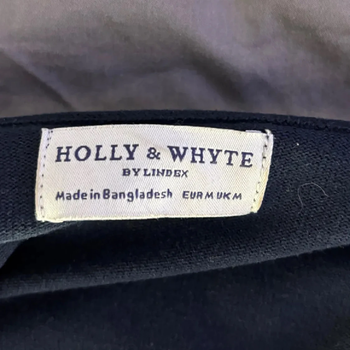 Mörkblå kofta från Holly & Whyte - 2