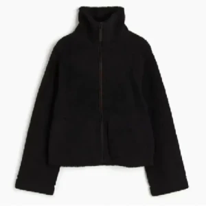 Svart teddyjacka med dragkedja - Svart teddyjacka 🥰