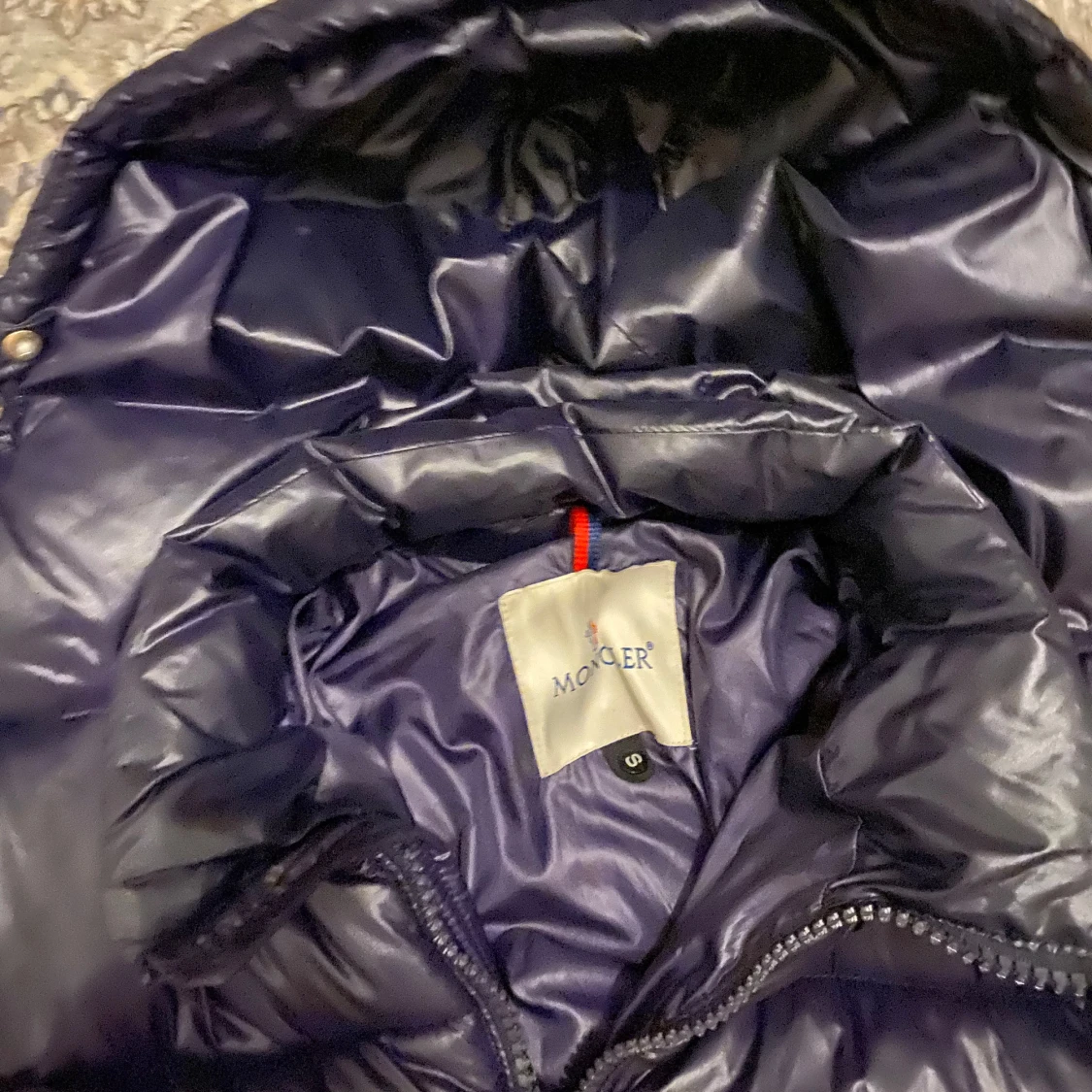 Moncler maya kan bytas ochså  - 1