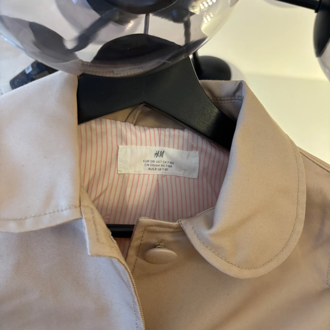 Beige kavajjacka från H&M, strl 128 - 2