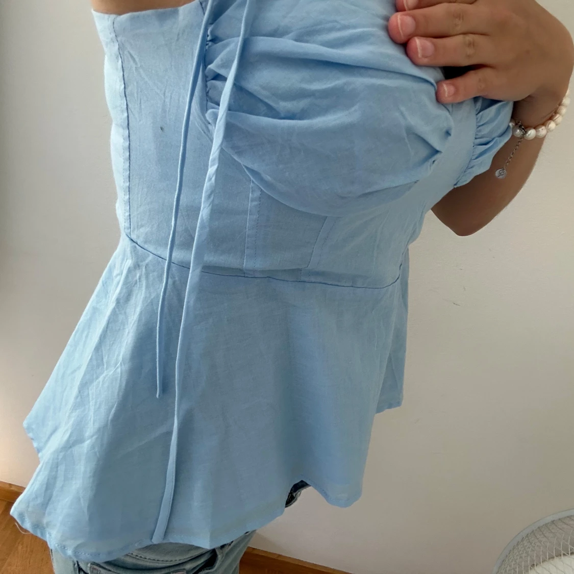 Ljusblå linnetopp med knytband - 2