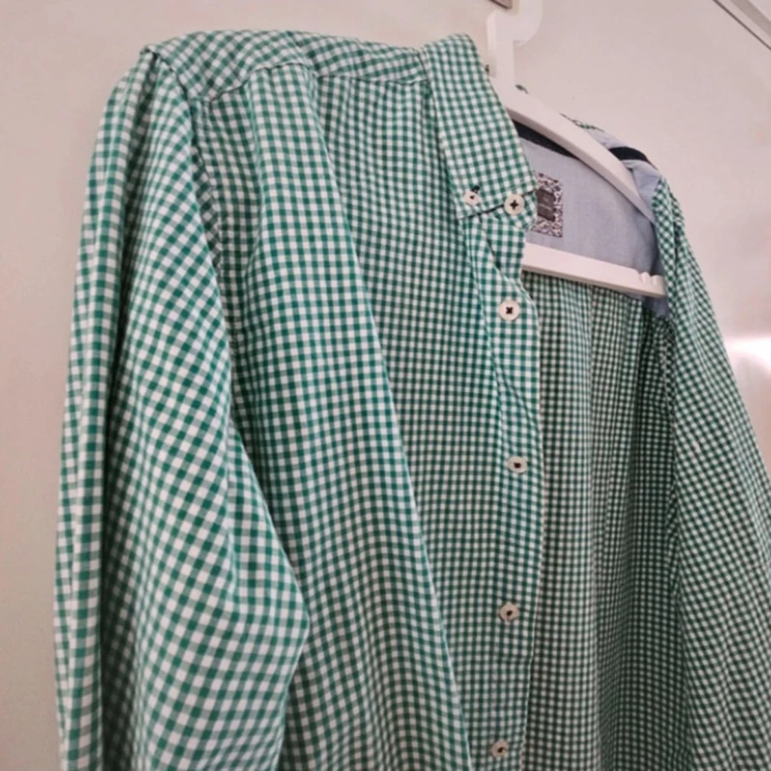 Grönvit rutig skjorta från Skill - 1