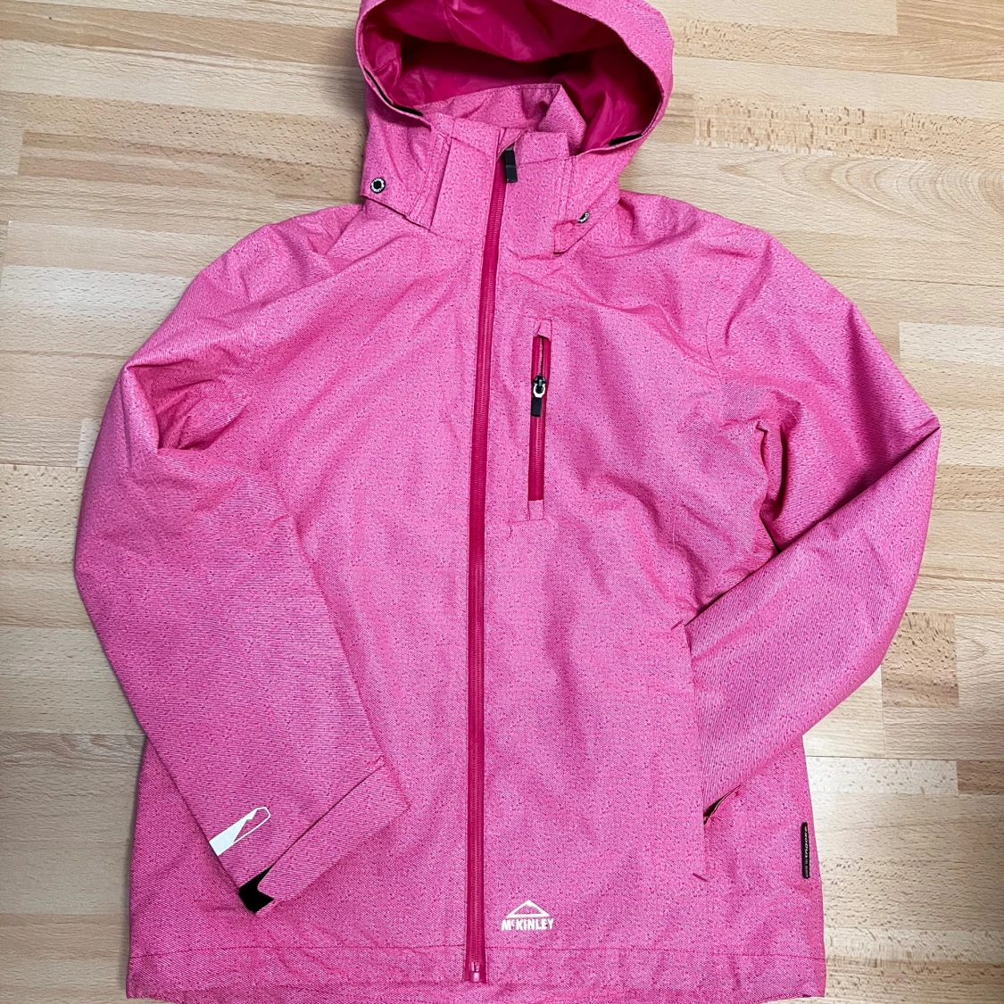 Rosa vindjacka från McKinley