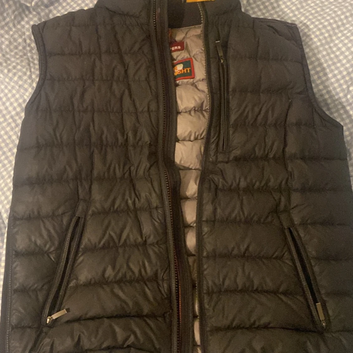 Svart quiltad väst från Parajumpers (äkta)