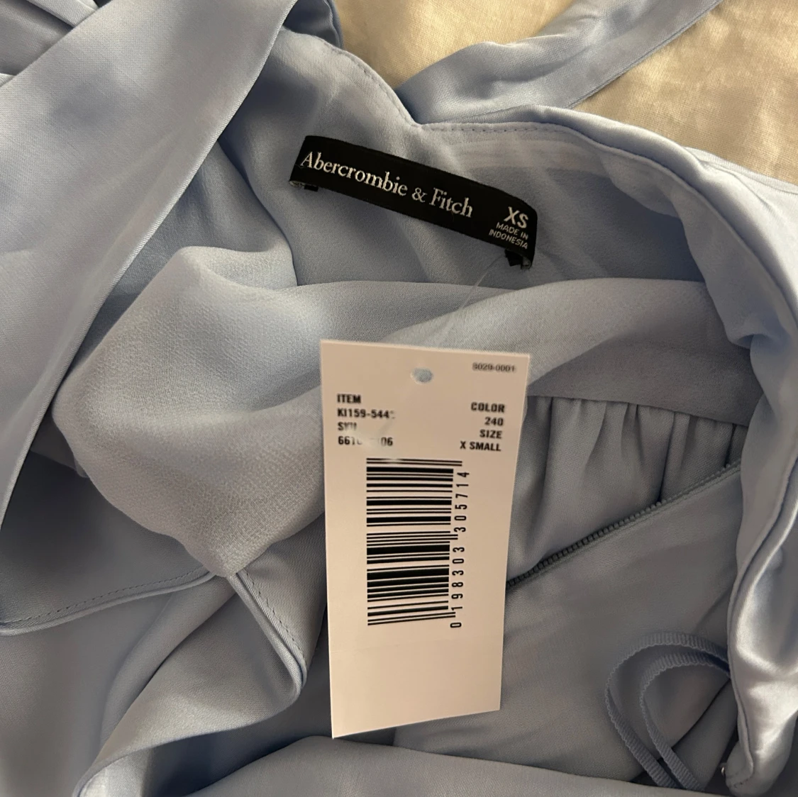 Ljusblå långklänning från Abercrombie & Fitch - 2