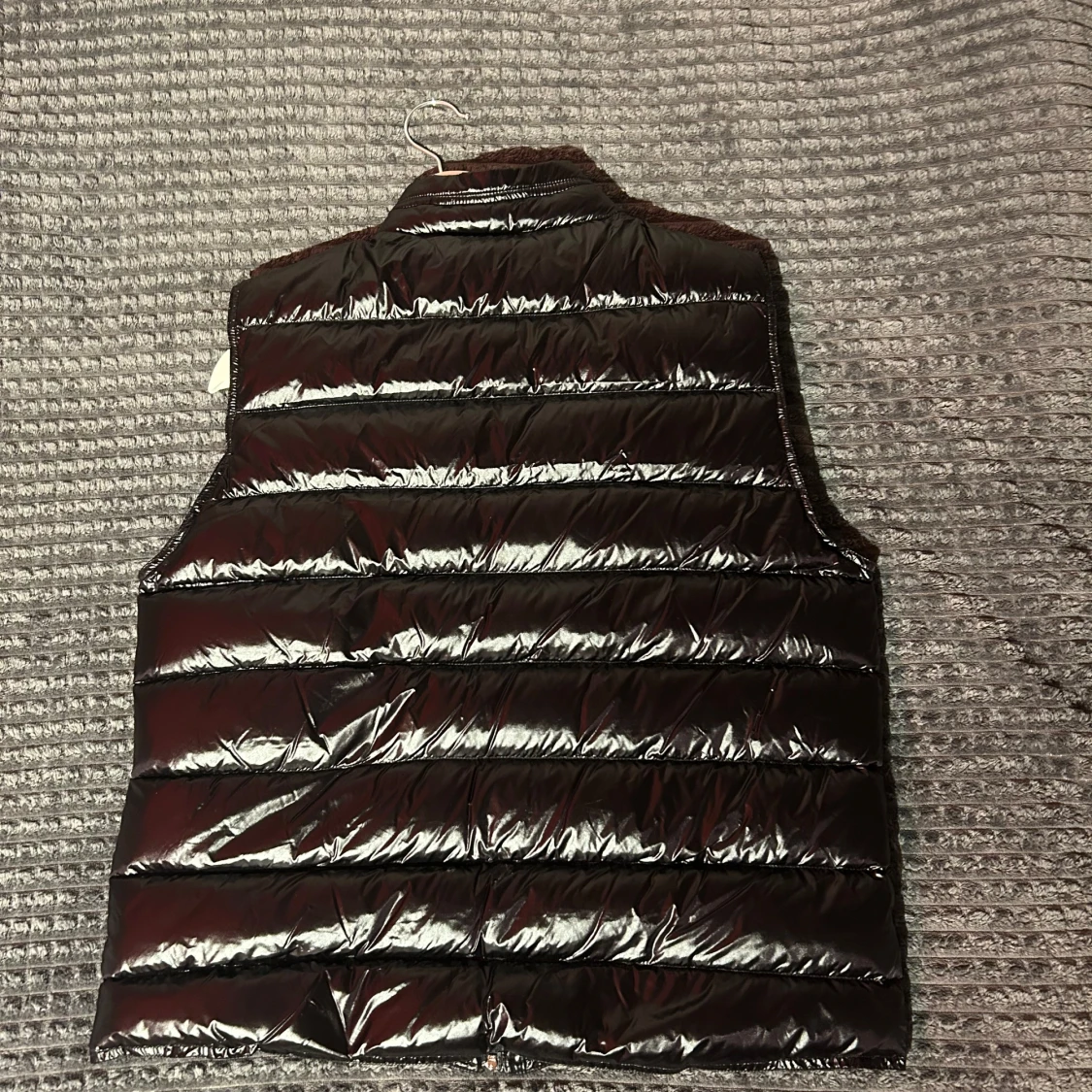 Svart dunväst från Moncler - 1