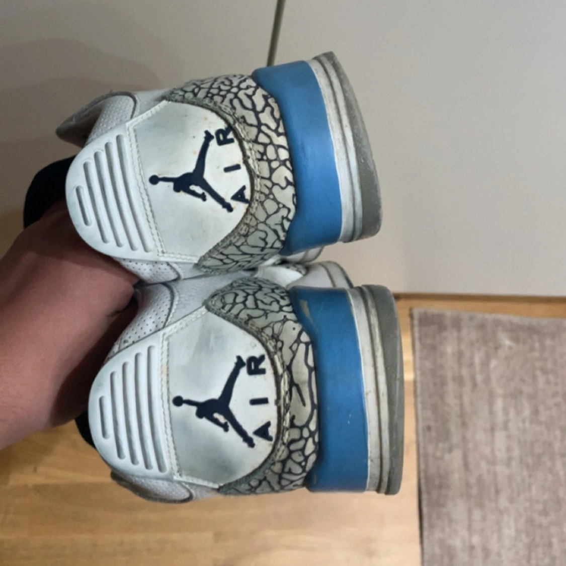 Jordan 3 unc - 1