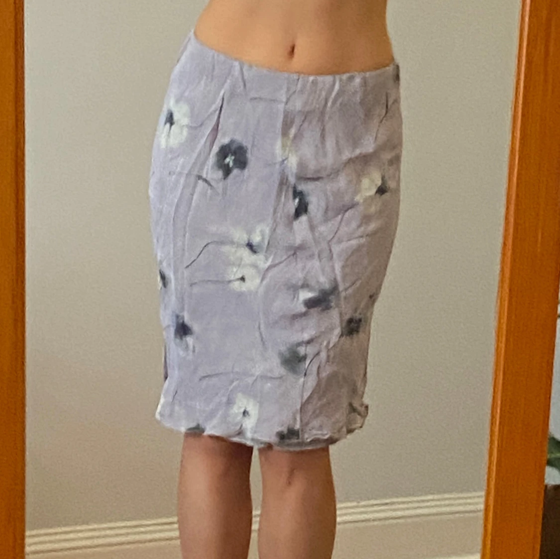 Ljuslila blommig kjol - 2