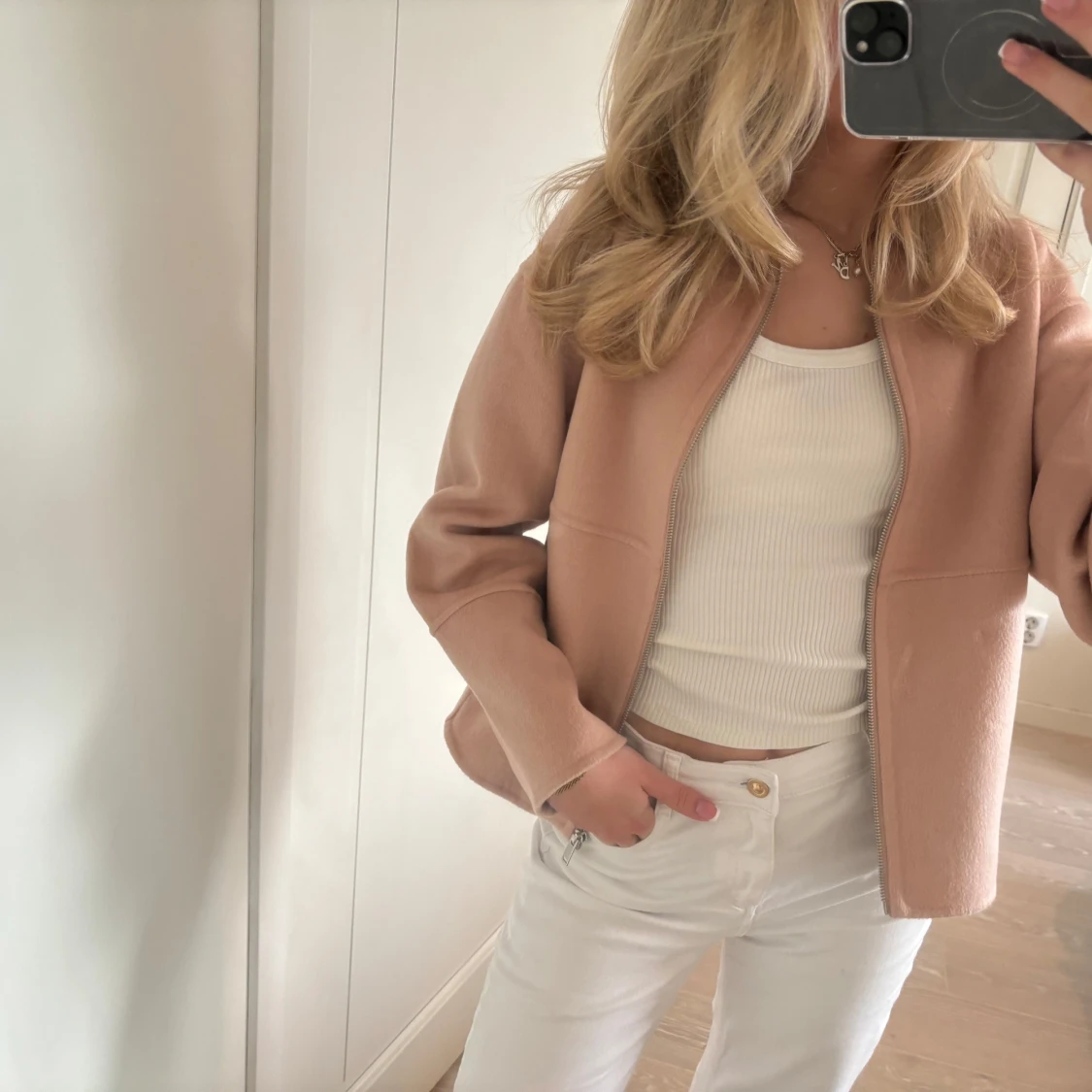 Jacka/ kofta i ull - 1