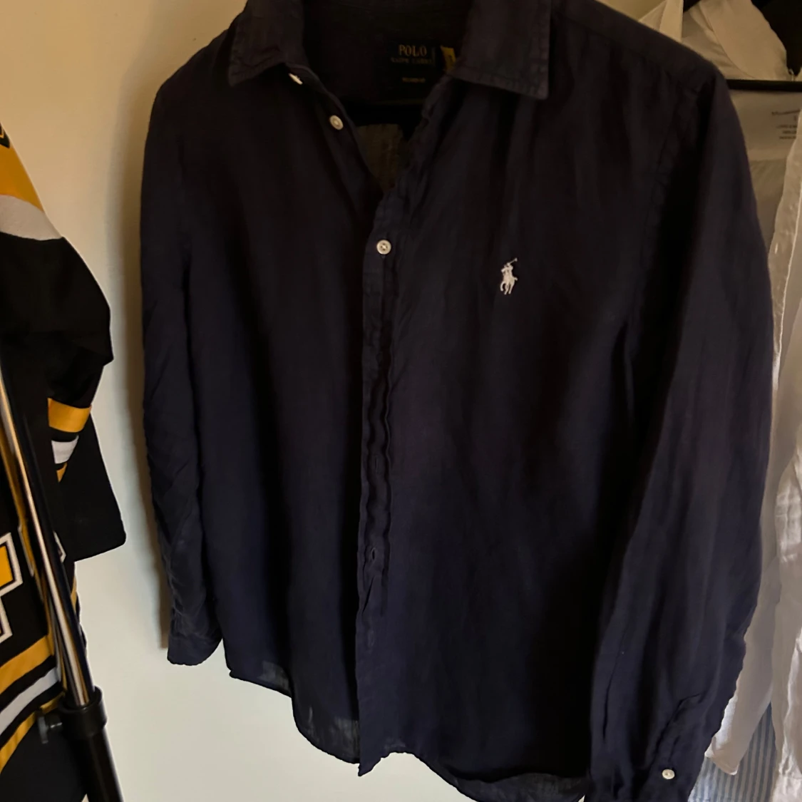 Mörkblå linneskjorta från Polo Ralph Lauren