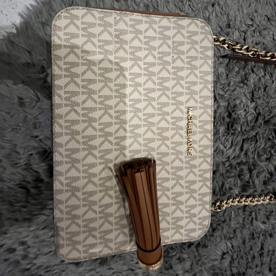 Beige axelväska Michael Kors med tofs - 2
