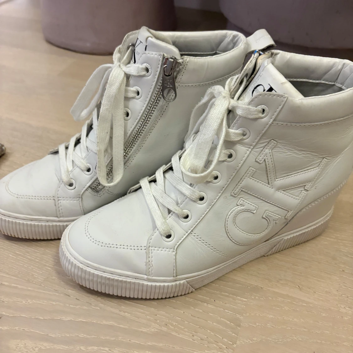 Vita höga sneakers från Calvin Klein - 3