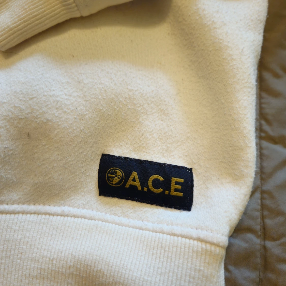 Vit hoodie från A.C.E Collective Evolution XL - 3